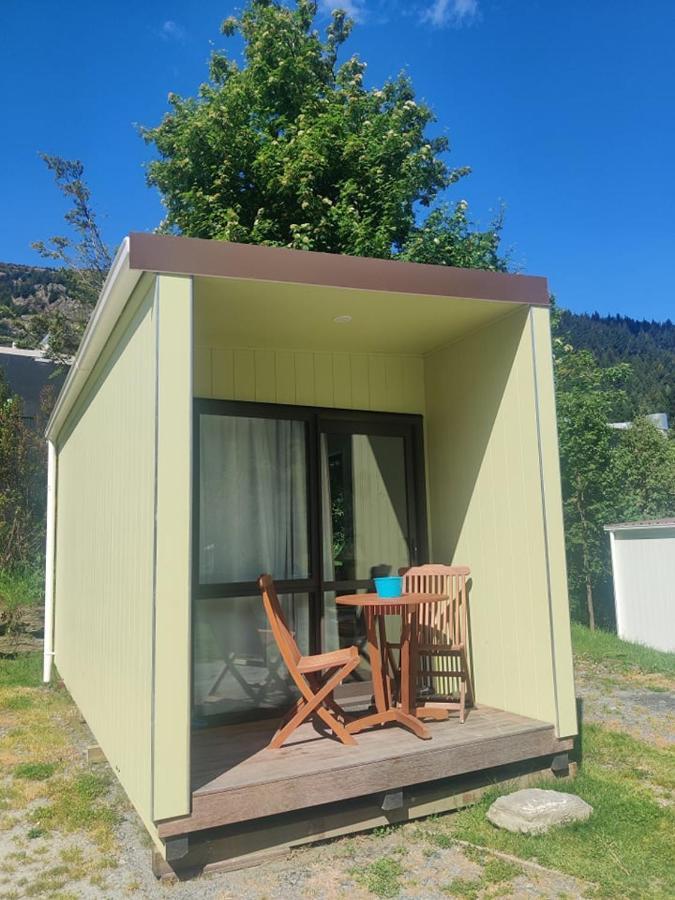 Qbox Hotel Queenstown Luaran gambar